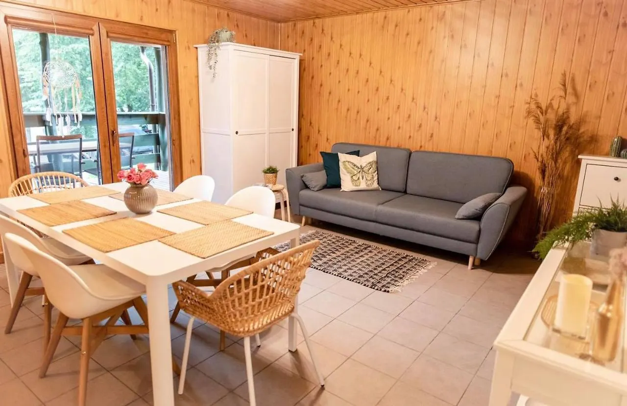 Domek Nad Jeziorem Linie Duze Kargowa Holiday home