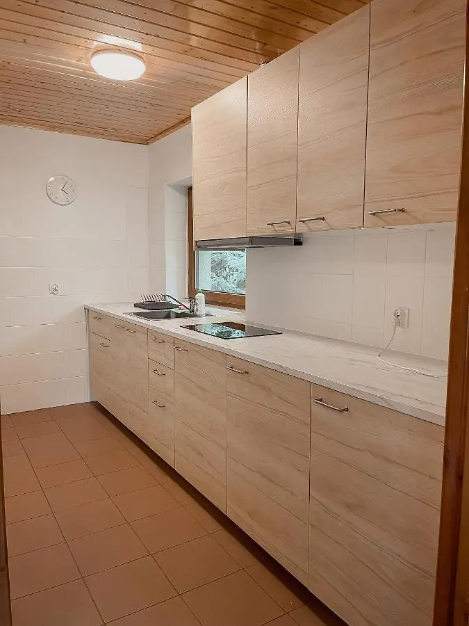 Holiday home Domek Nad Jeziorem Linie Duze Kargowa